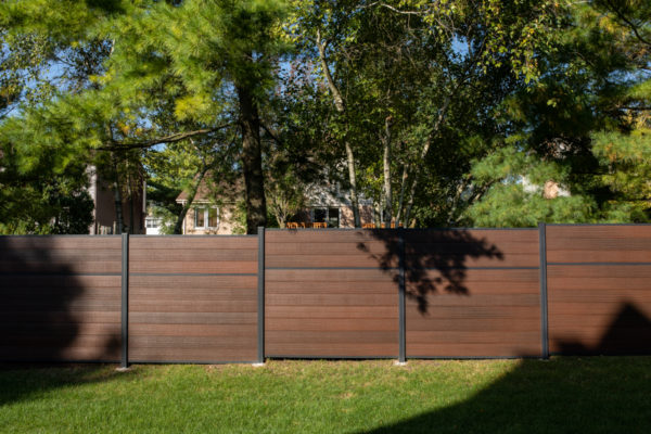 Modern Composite Horizontal Privacy Fence with Aluminum Posts and Rails