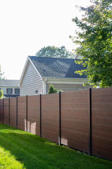 Modern Composite Horizontal Privacy Fence with Aluminum Posts and Rails