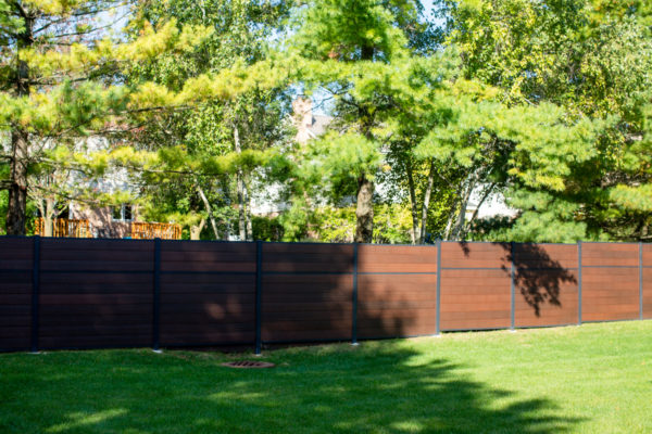 Modern Composite Horizontal Privacy Fence with Aluminum Posts and Rails