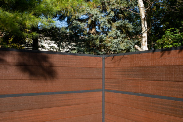 Modern Composite Horizontal Privacy Fence with Aluminum Posts and Rails