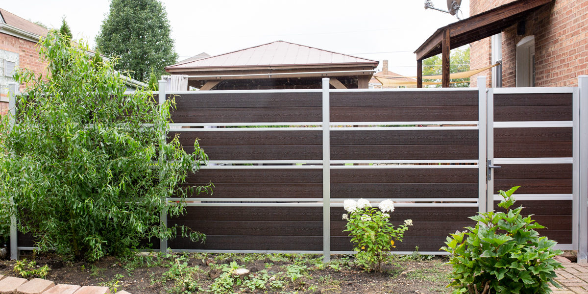 Modern Composite Horizontal Semi Privacy Fence with Aluminum Posts and Rails