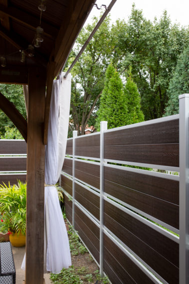 Modern Composite Horizontal Semi Privacy Fence with Aluminum Posts and Rails