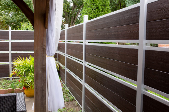 Modern Composite Horizontal Semi Privacy Fence with Aluminum Posts and Rails