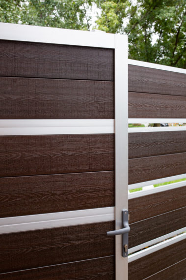 Modern Composite Horizontal Semi Privacy Fence with Aluminum Posts and Rails