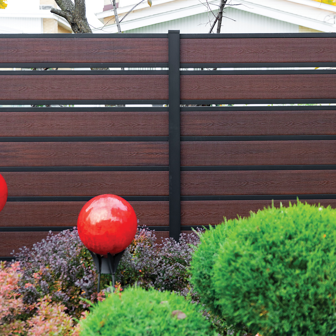 Modern Fence Chicago – Semi Privacy Composite Fence With Aluminum Posts And Rails Modern Fence Chicago - Semi Privacy Composite Fence With Aluminum Posts And Rails