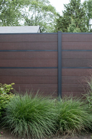 Modern Composite Horizontal Privacy Fence with Aluminum Posts and Rails