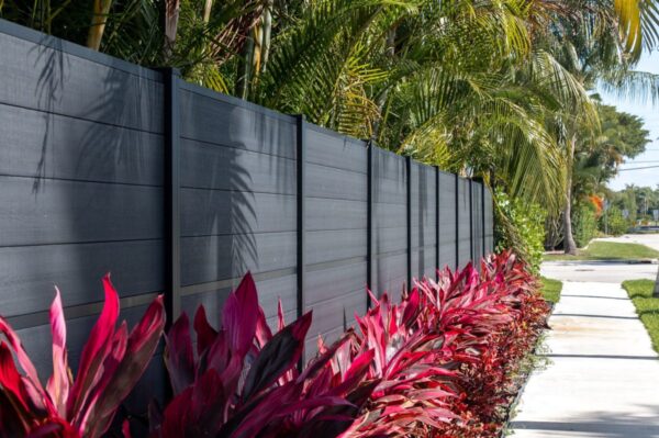 Modern-Composite-Horizontal-Fence-Charcoal-Black-Aluminum (47)